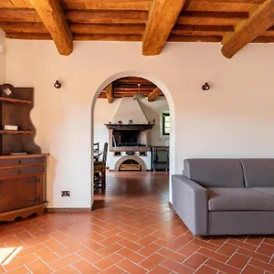 La Casina Di Elisa Ferienhaus