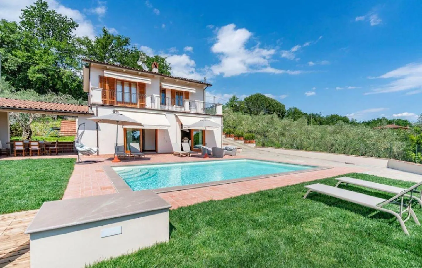Villa Con Piscina Immersa Nel Verde - Montecarlo - Villa Carlotta contacts